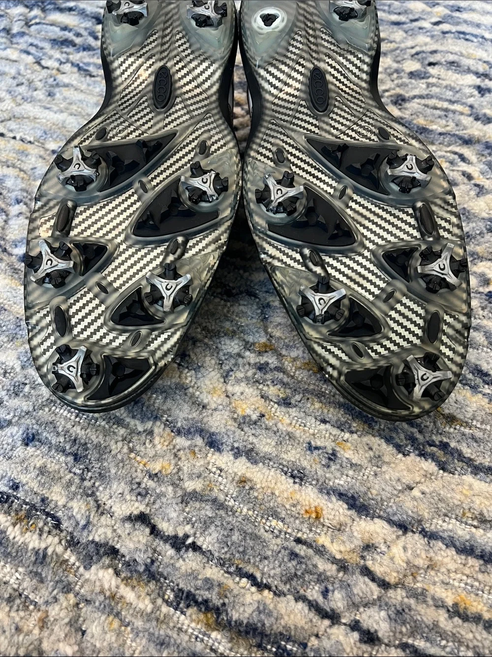 Ecco men’s golf